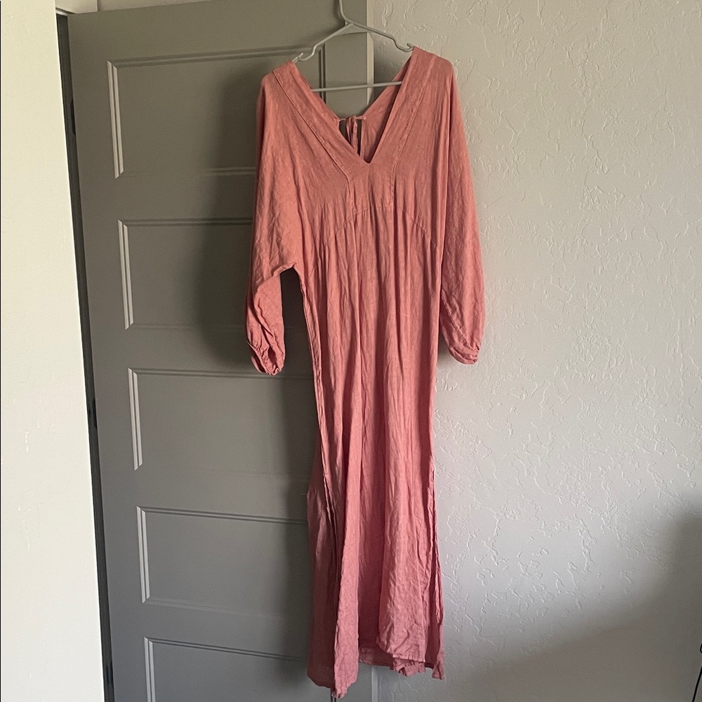 Beachwood Baby 100% Linen Maxi Dress
